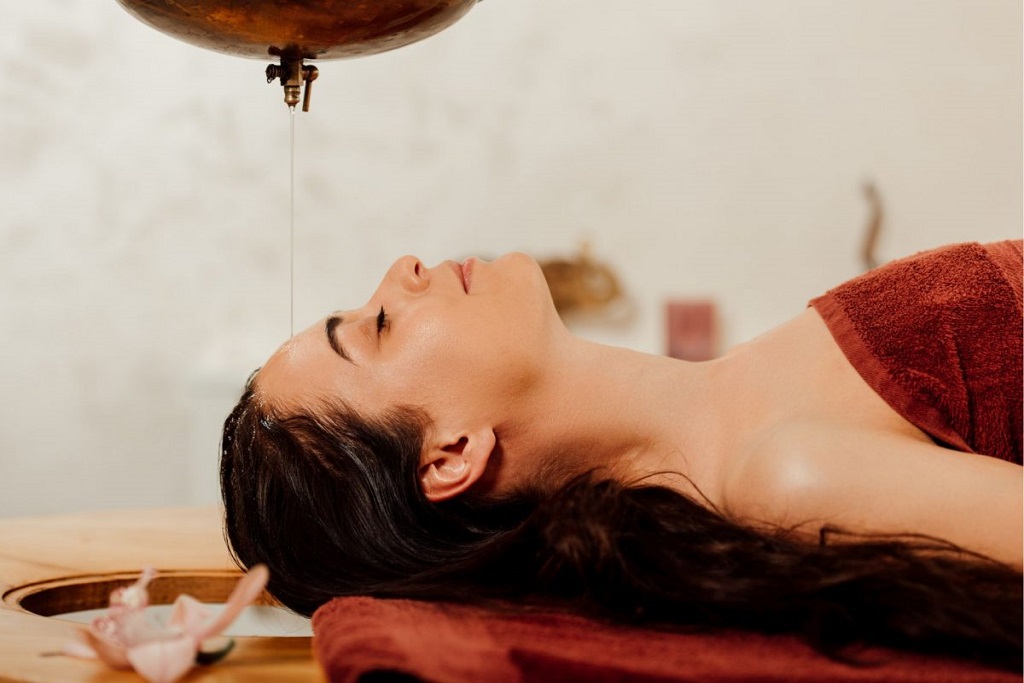 Shirodhara An Ayurvedic Therapy To Reduce Stress Tattvam Retreat